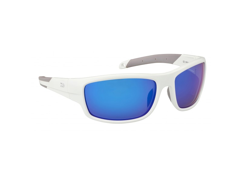 lunettes-polarisantes-daiwa-2-df004.jpg