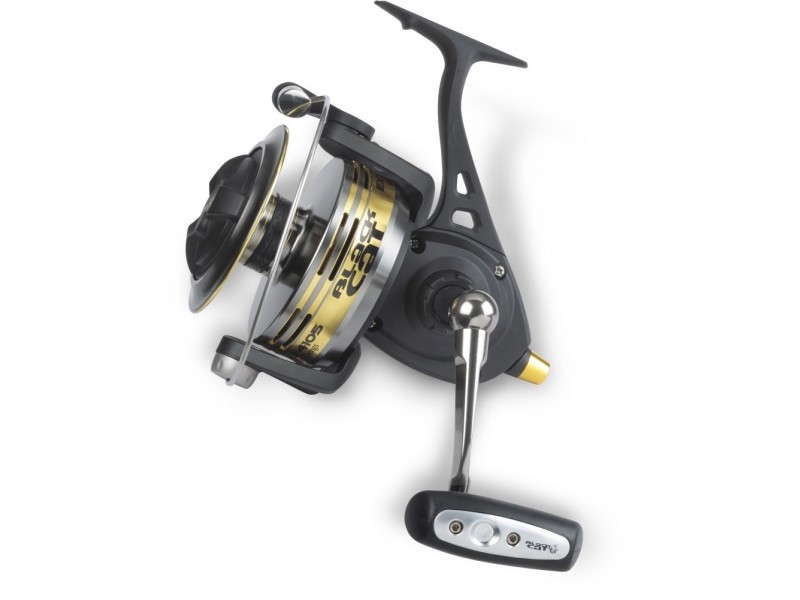 moulinet-black-cat-extreme-4105.jpg moulinet-black-cat-extreme-4105.jpg