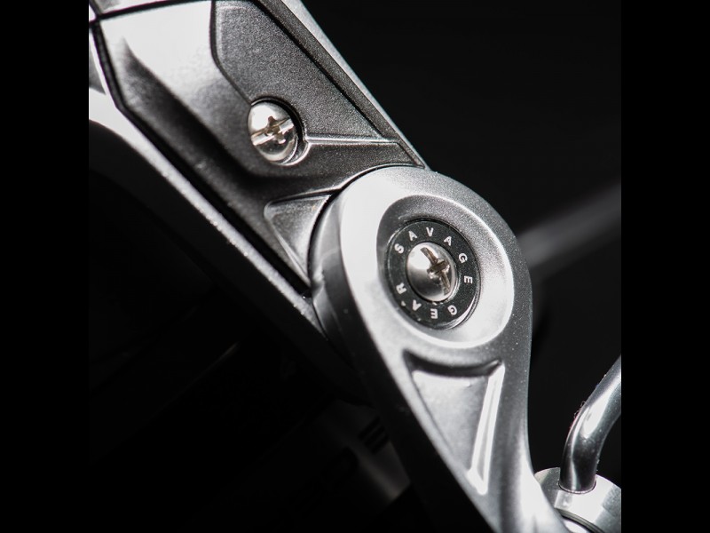 moulinet-savage-gear-sgs6-6.jpg