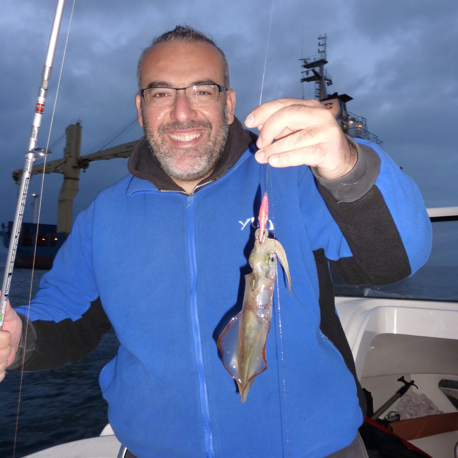La pêche du calamar au bouchon lumineux