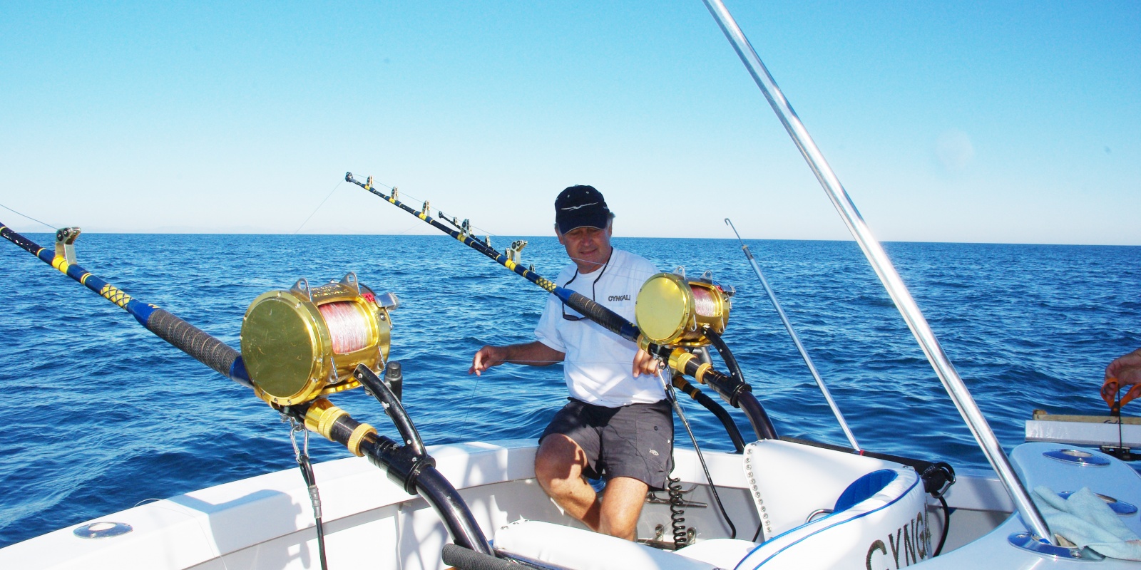 Le bateau de Daniel Lopuszanski est parfaitement équipé pour la pêche du thon au broumé.