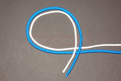 Faites une boucle avec les deux fils