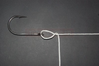 Puis passez la en dessous de la ligne mère.