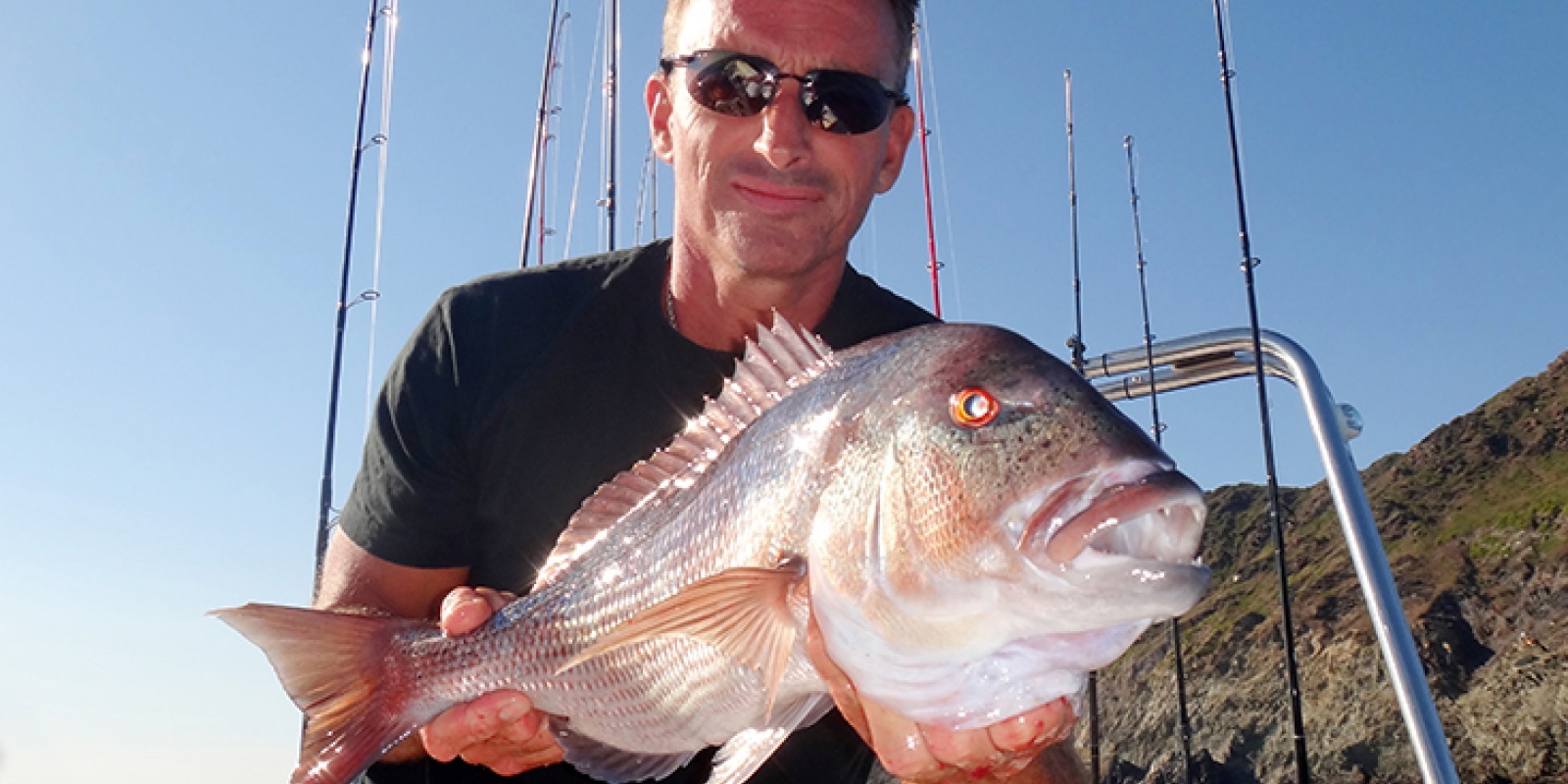 Magnifique denti pris en pêche ultra fine par Philippe Canton 
