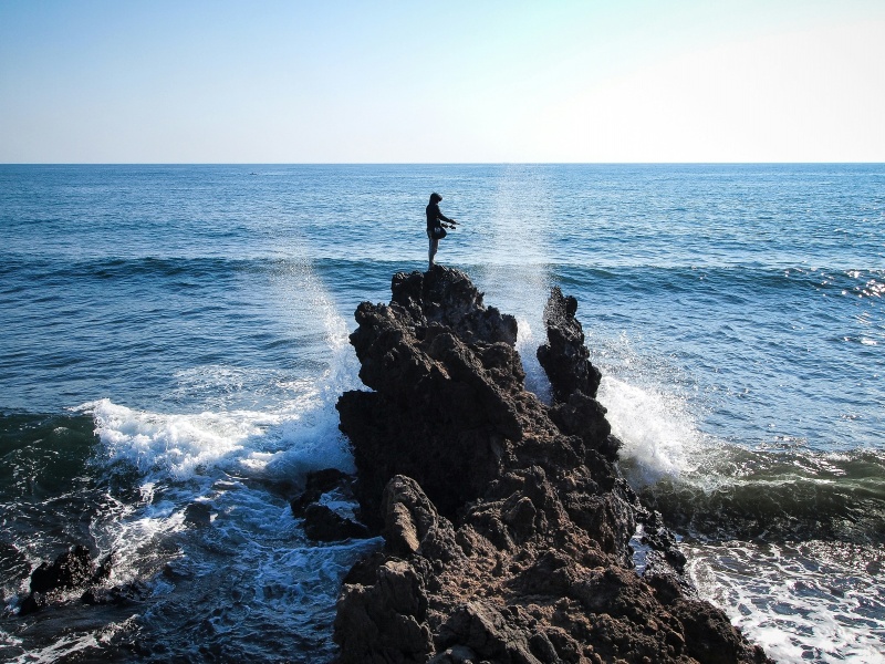Lancez votre bombette au delà de la vague qui se forme