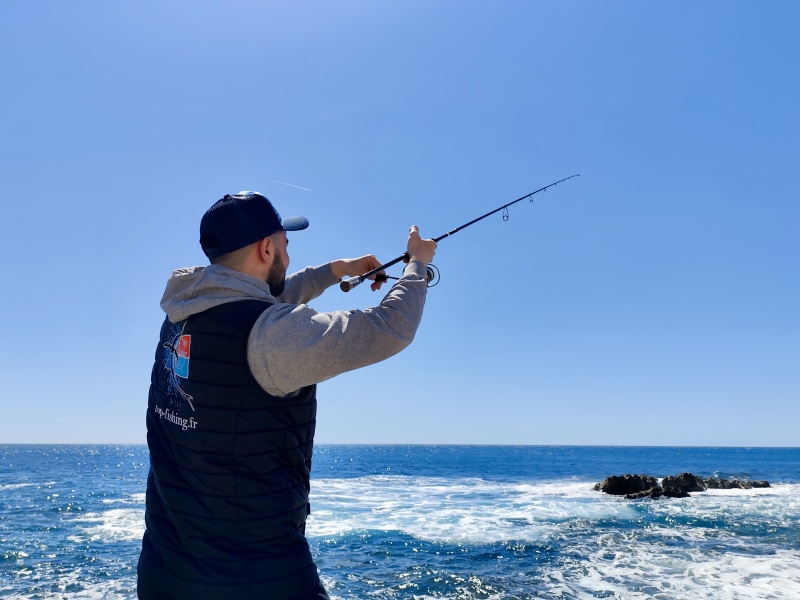 Pour pêcher aux leurres du bord avec Nathan de Top Fishing