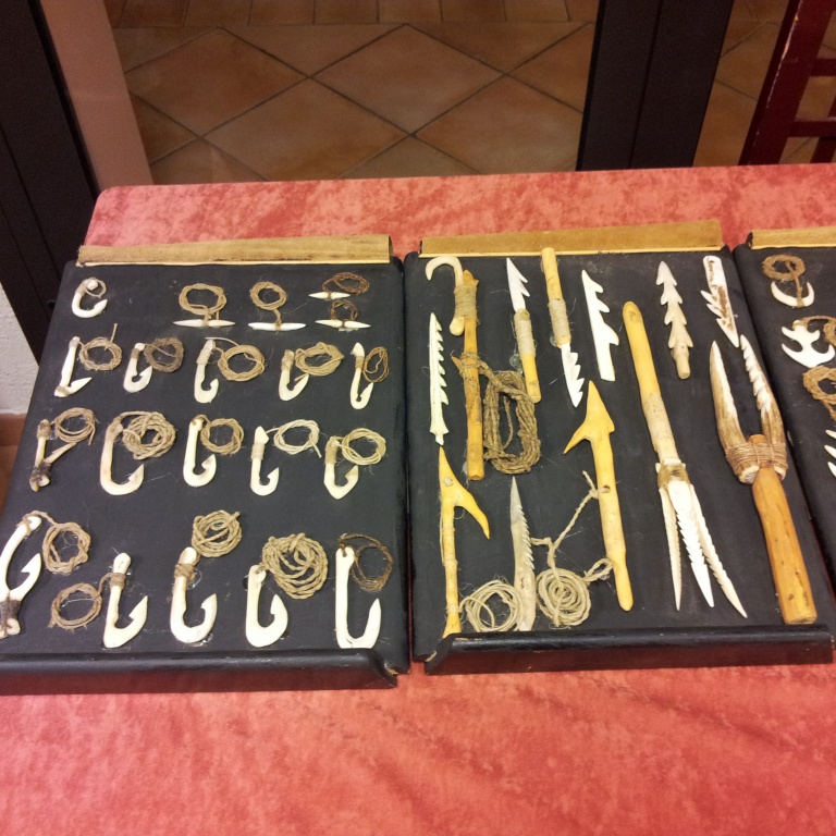 Outils de pêche, Font aux Pigeons à Châteauneuf-les-Martigues