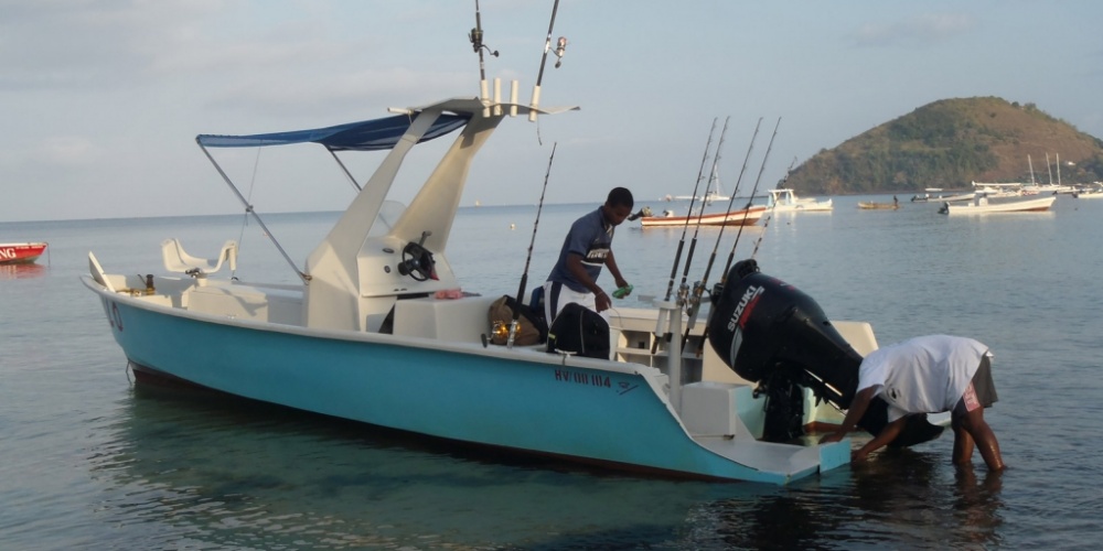 Préparation du bateau avant la pêche